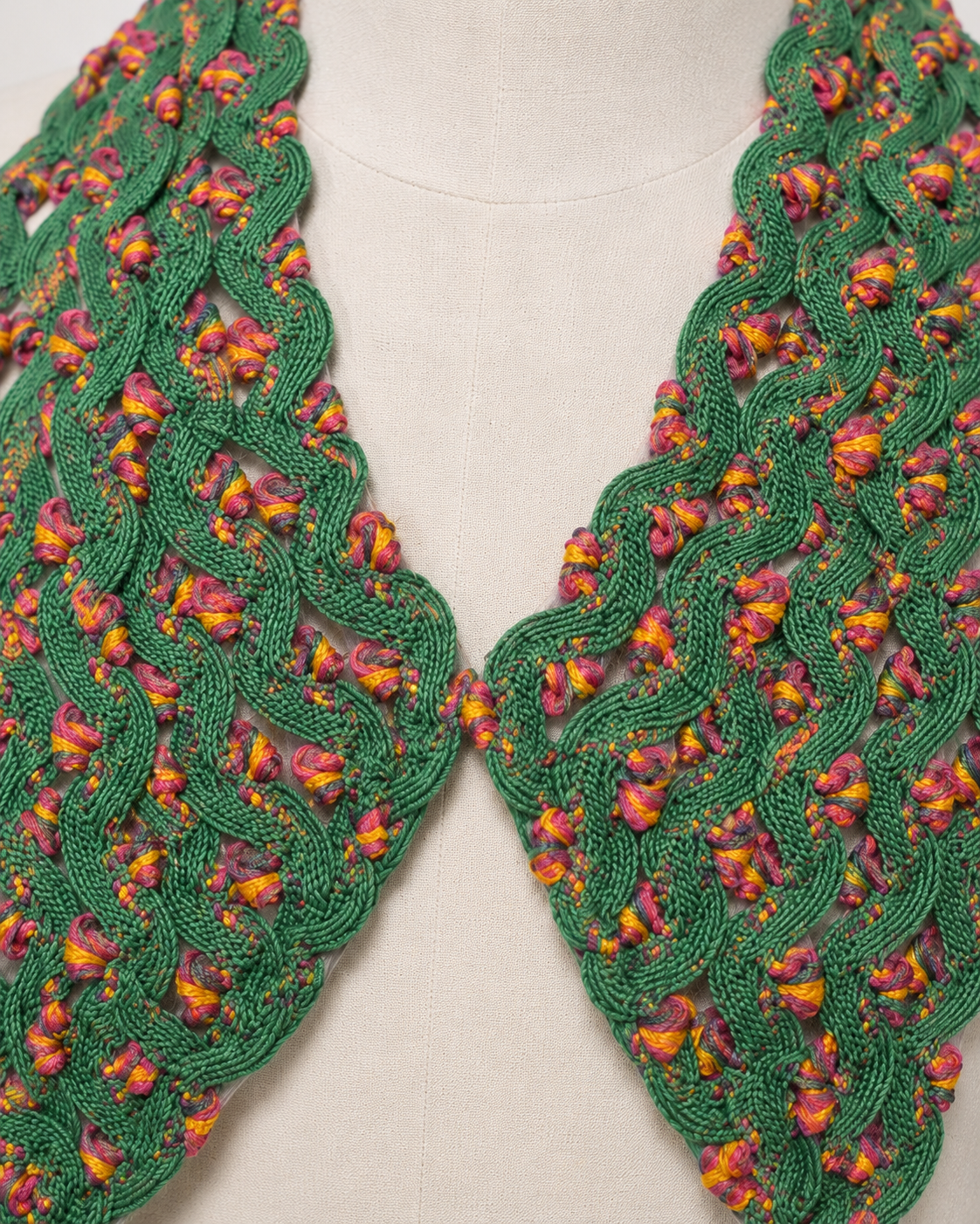 Wildflower Weave Collar